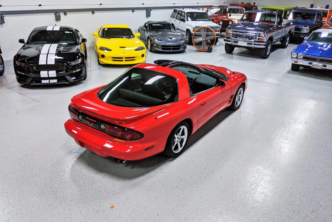 2002 Pontiac Firebird 4th Gen - Image 16 of 31