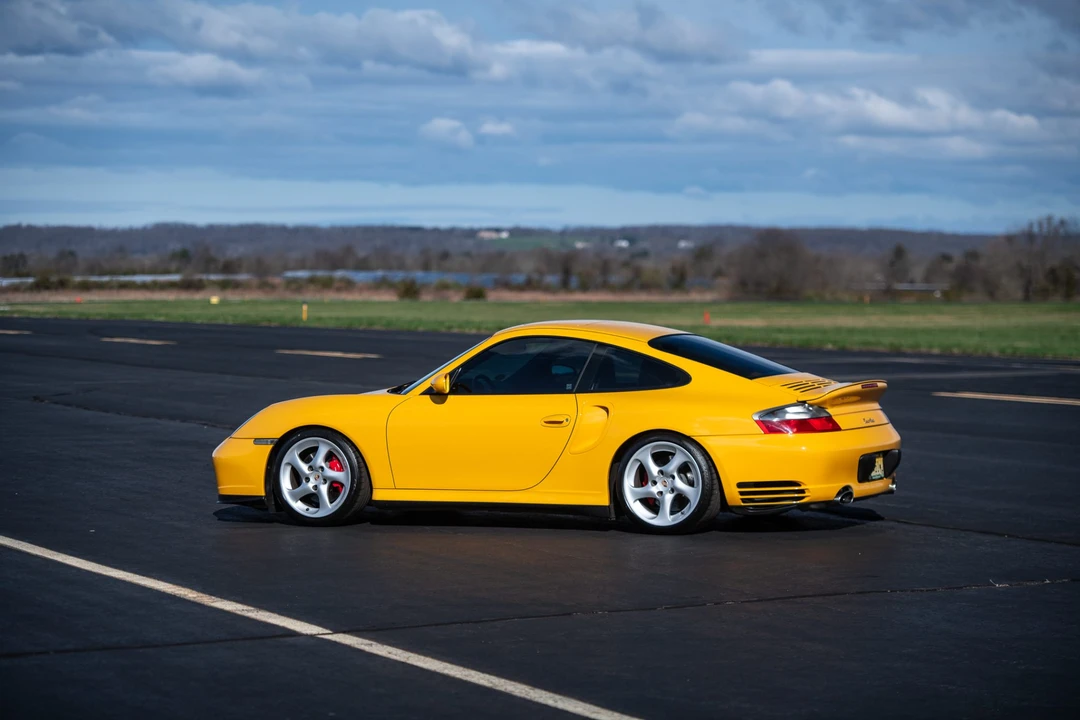 2002 Porsche 996 Turbo - Image 13 of 31