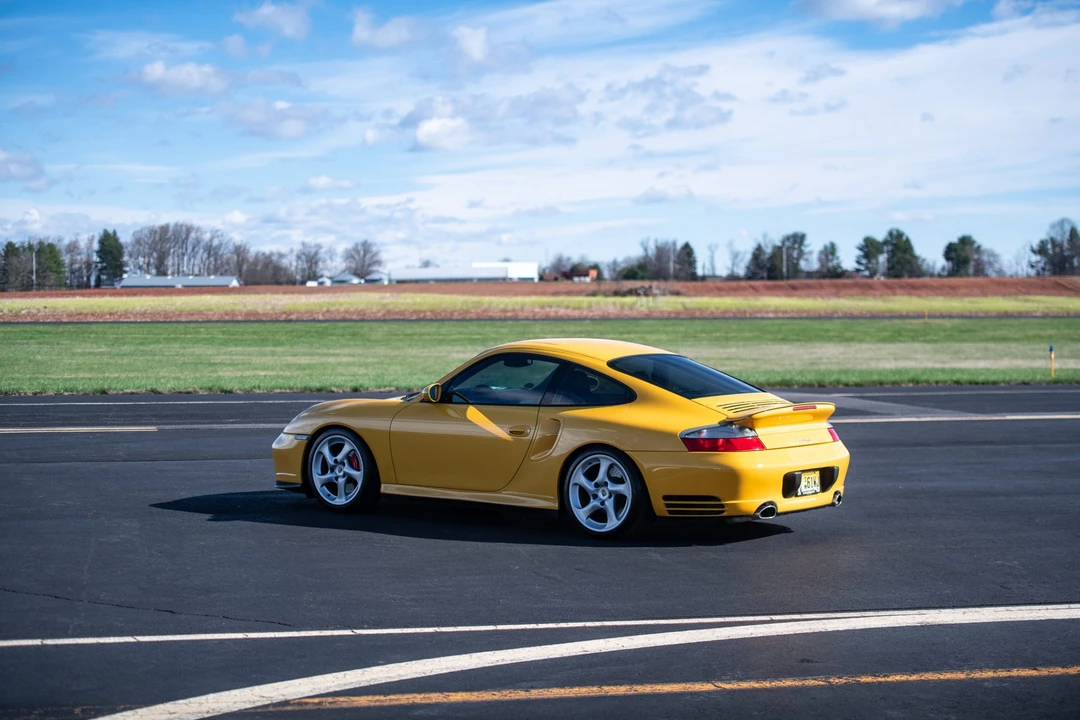 2002 Porsche 996 Turbo - Image 15 of 31