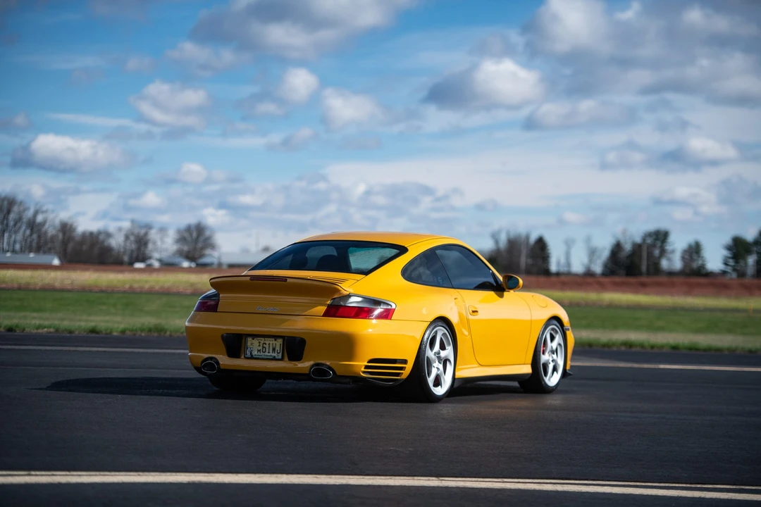 2002 Porsche 996 Turbo - Image 24 of 31