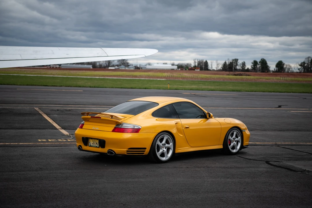 2002 Porsche 996 Turbo - Image 28 of 31