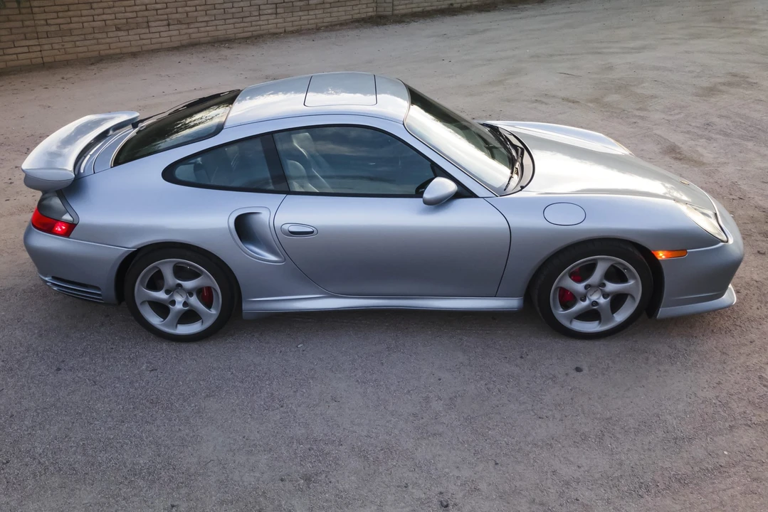 2002 Porsche 996 Turbo - Image 25 of 31