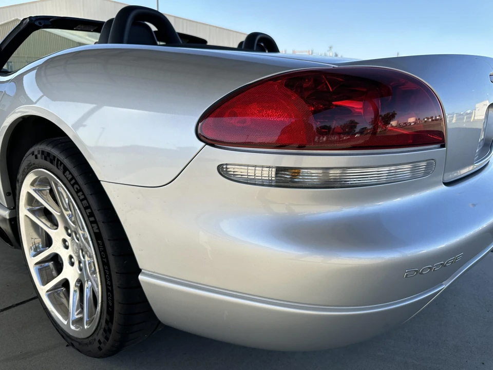2003 Dodge Viper 3rd Gen - Image 29 of 31
