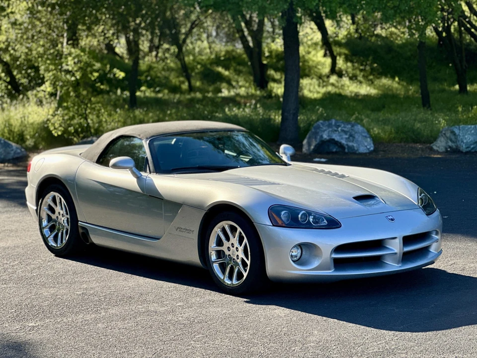 2003 Dodge Viper 3rd Gen - Image 9 of 31