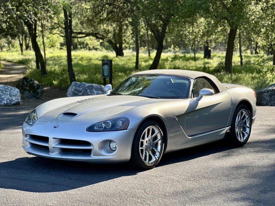 2003 Dodge Viper 3rd Gen - Image 3 of 31