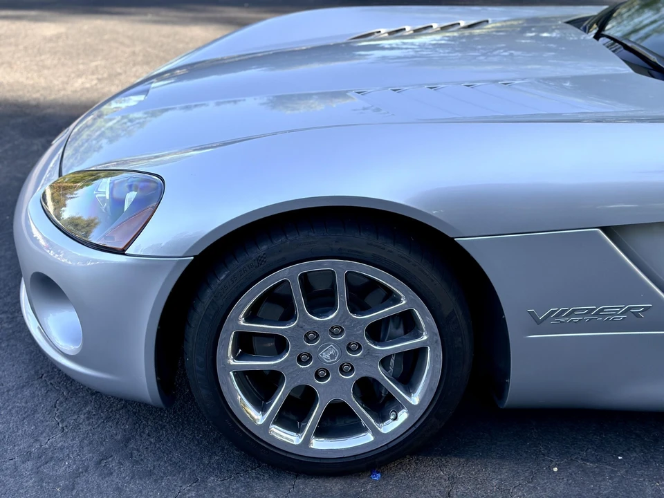 2003 Dodge Viper 3rd Gen - Image 13 of 31