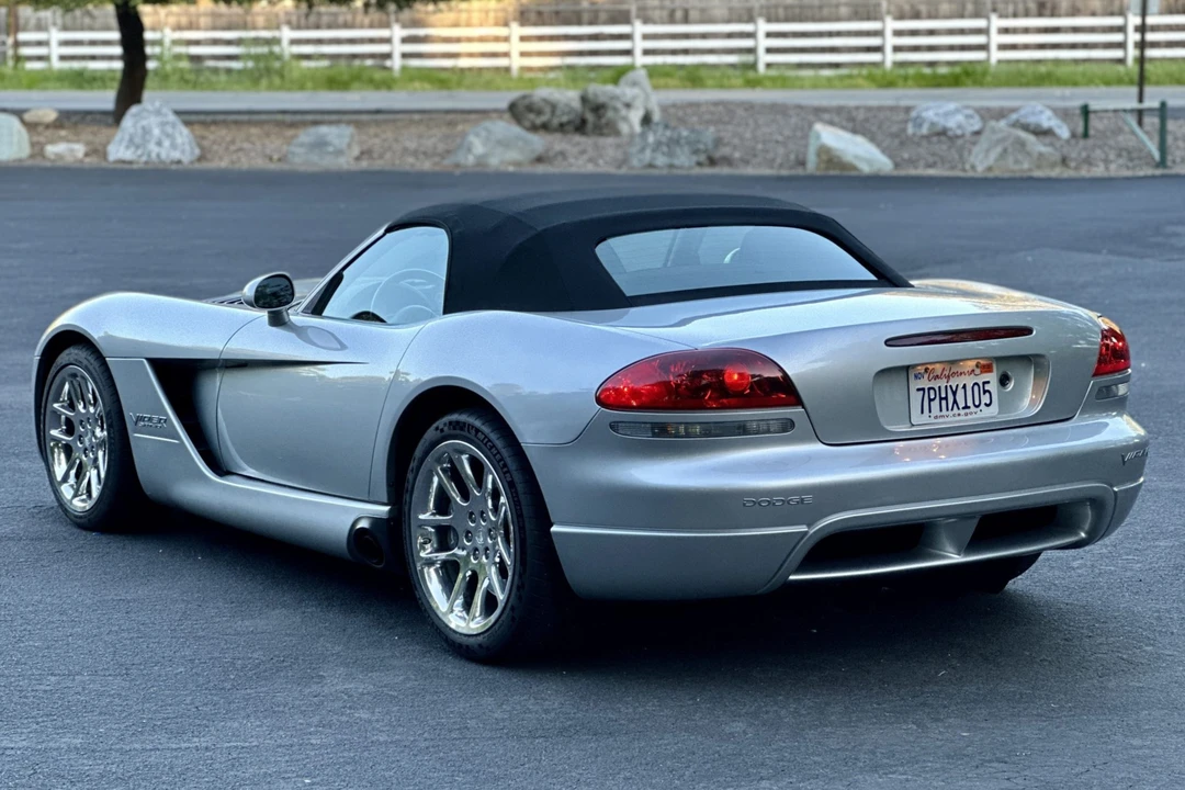 2003 Dodge Viper 3rd Gen - Image 4 of 31