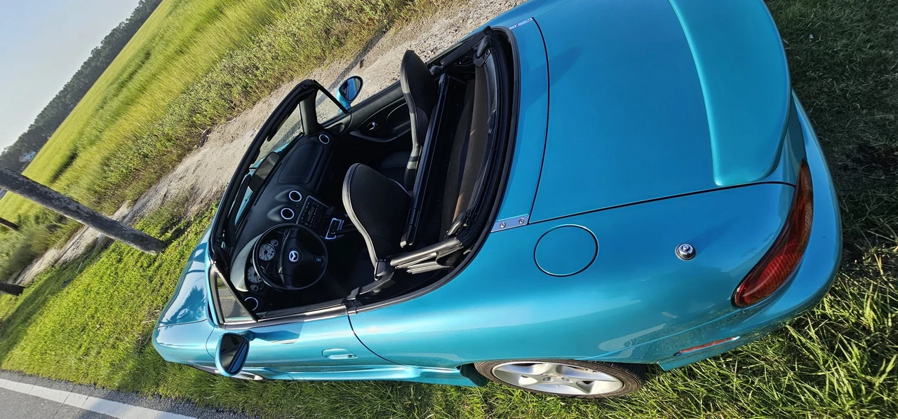 2003 Mazda NB MX-5 Miata - Image 5 of 31