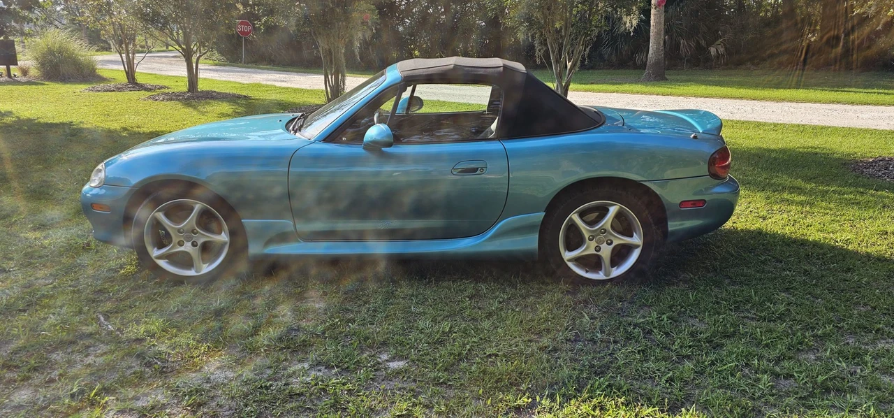 2003 Mazda NB MX-5 Miata - Image 17 of 31