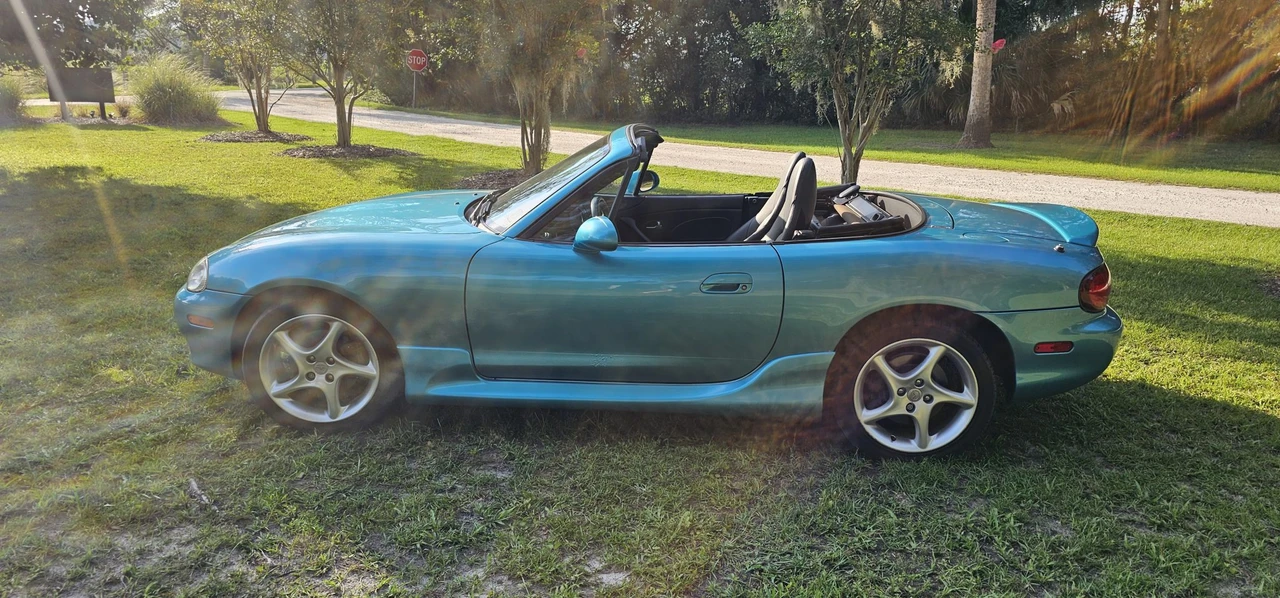 2003 Mazda NB MX-5 Miata - Image 4 of 31