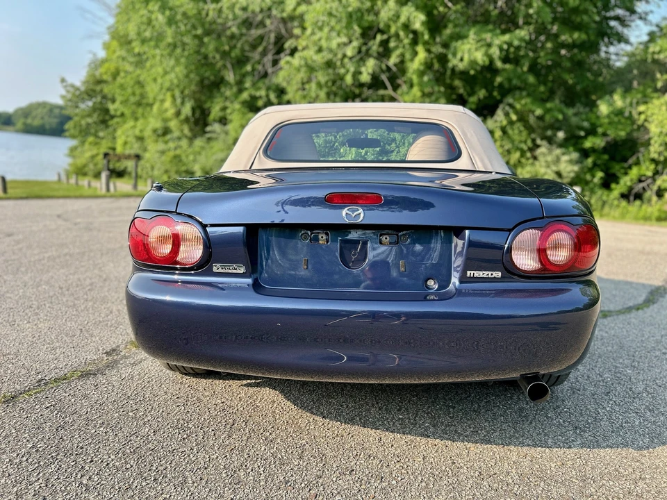 2003 Mazda NB MX-5 Miata - Image 23 of 31