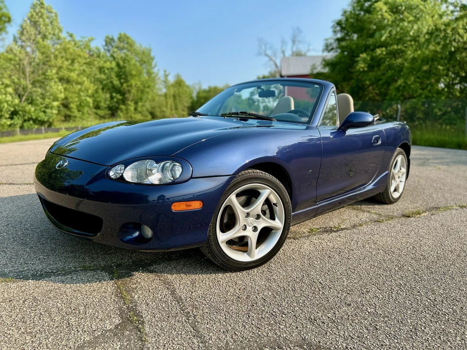 2003 Mazda NB MX-5 Miata - Image 2 of 31
