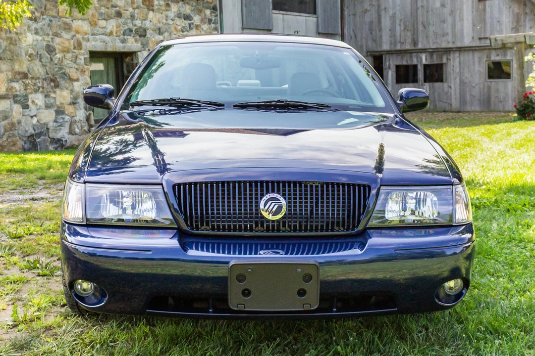 2003 Mercury Marauder - Image 2 of 31