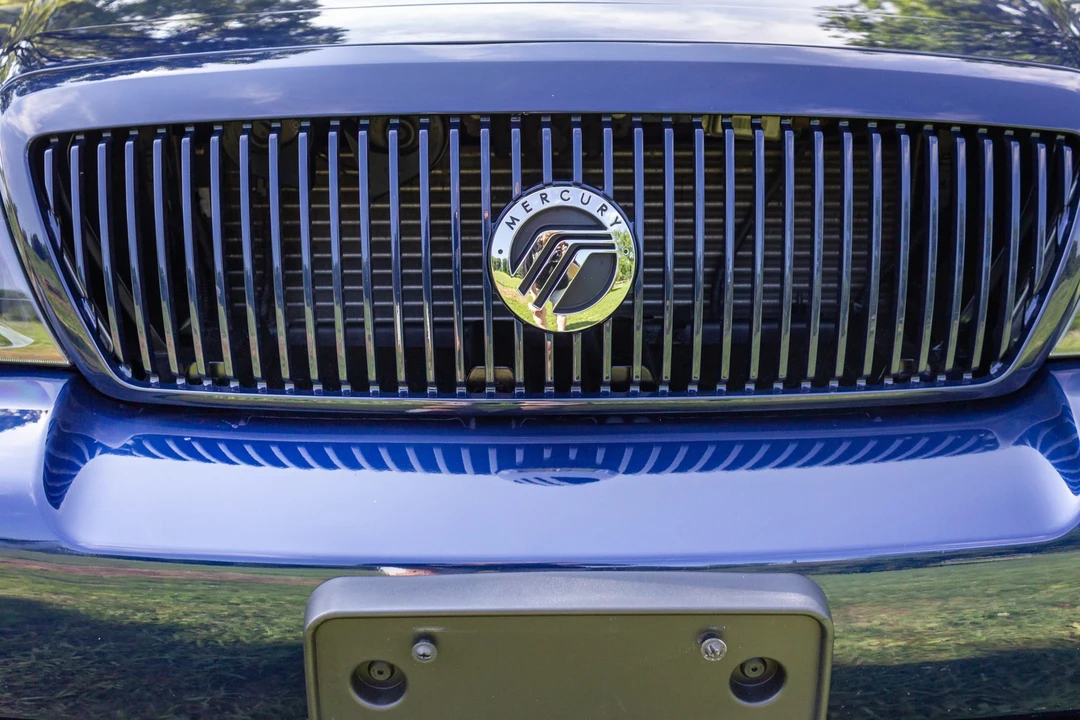 2003 Mercury Marauder - Image 23 of 31
