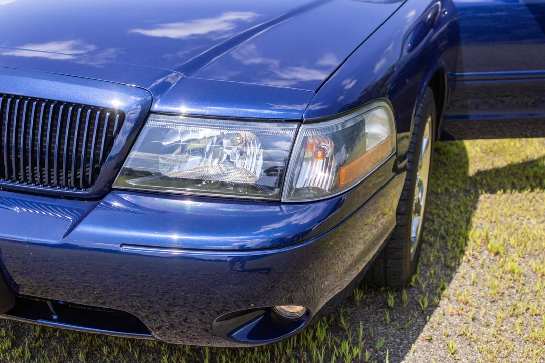 2003 Mercury Marauder - Image 10 of 31