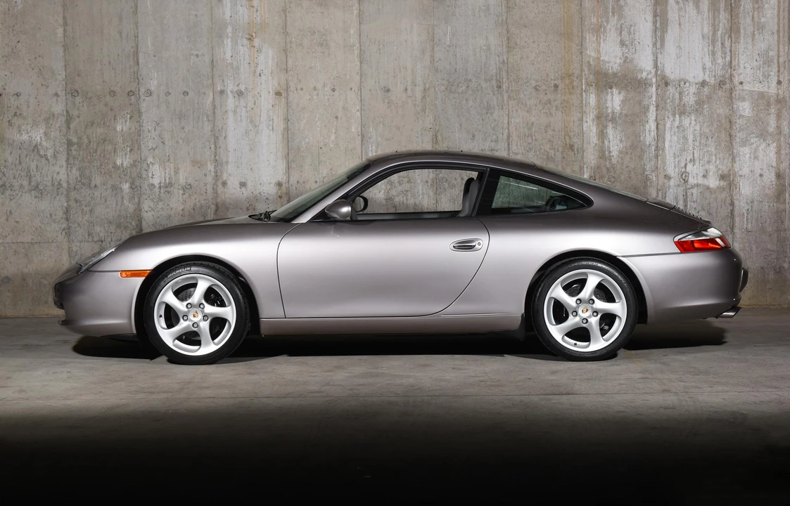 2003 Porsche 996 Carrera - Image 11 of 31