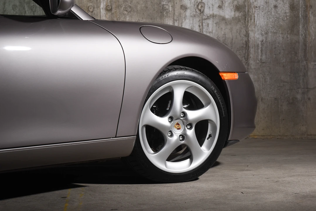 2003 Porsche 996 Carrera - Image 21 of 31