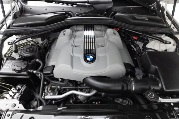 2004 BMW E60 545i & 550i Sedan - Image 6 of 6