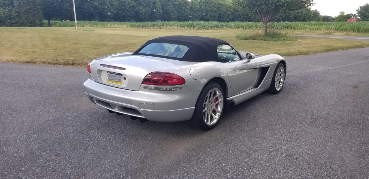 2004 Dodge Viper 3rd Gen - Image 13 of 31
