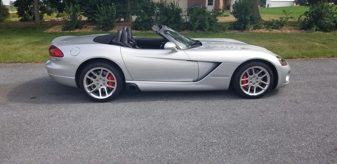 2004 Dodge Viper 3rd Gen - Image 4 of 31