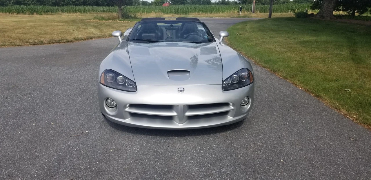 2004 Dodge Viper 3rd Gen - Image 2 of 31