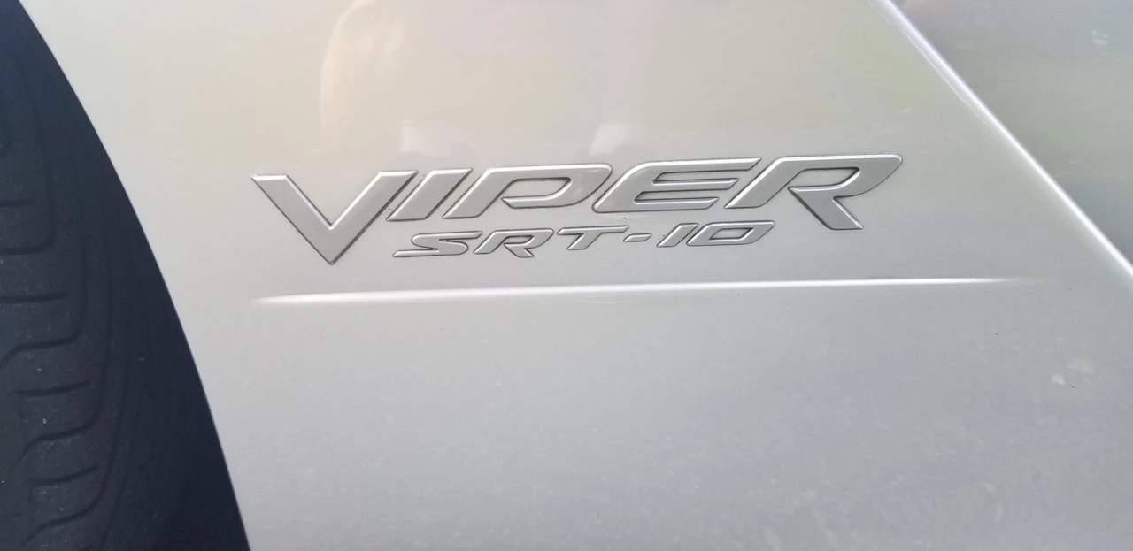 2004 Dodge Viper 3rd Gen - Image 22 of 31