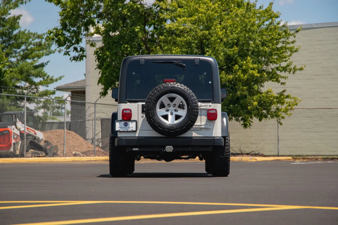 2004 Jeep Wrangler - Image 19 of 31