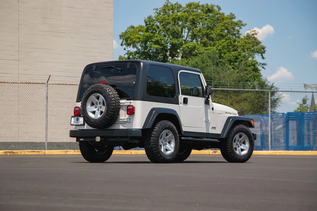 2004 Jeep Wrangler - Image 15 of 31