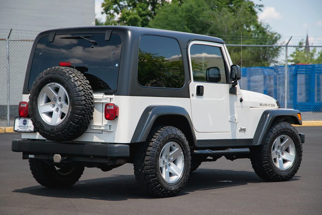 2004 Jeep Wrangler - Image 16 of 31