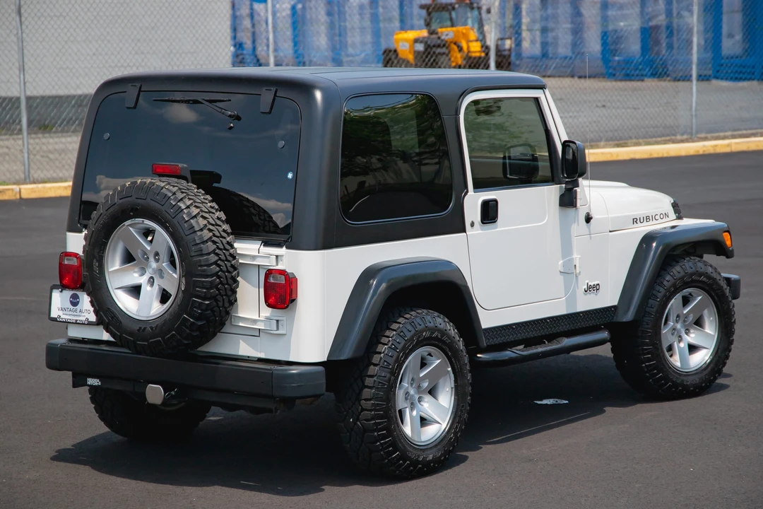 2004 Jeep Wrangler - Image 17 of 31