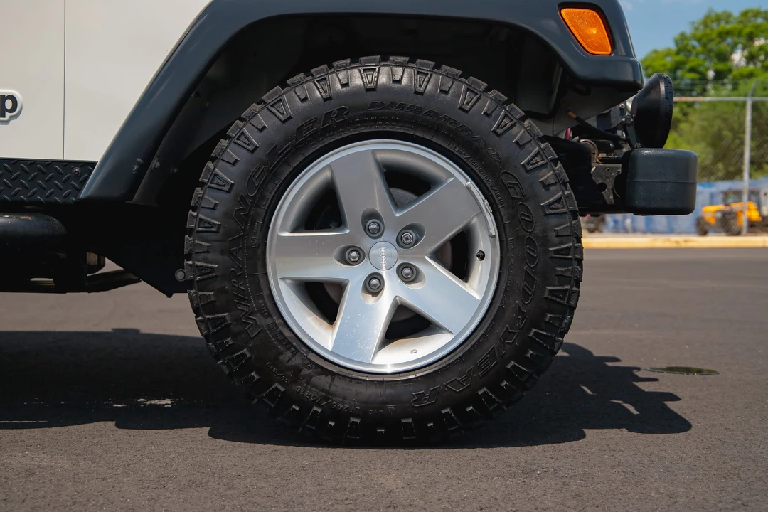 2004 Jeep Wrangler - Image 30 of 31