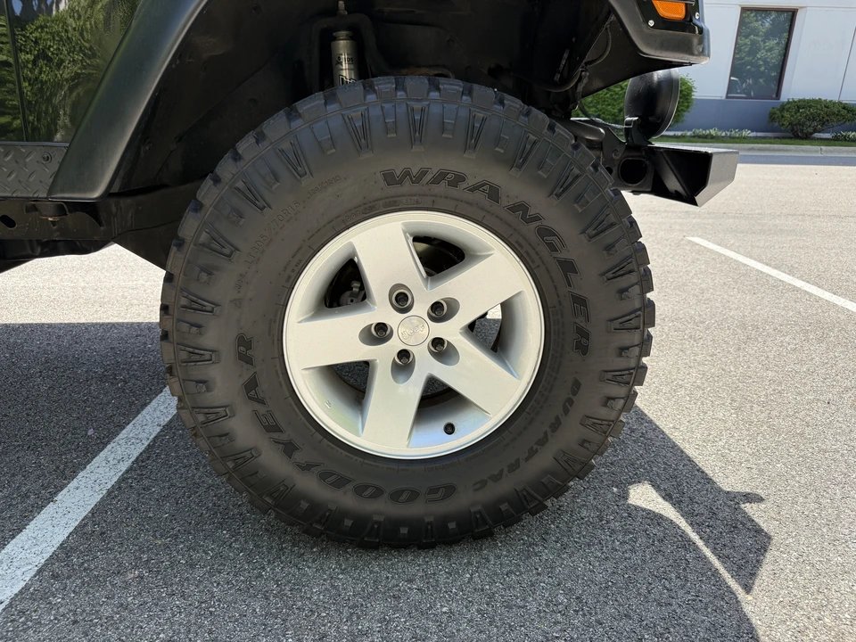 2004 Jeep TJ Wrangler - Image 29 of 31