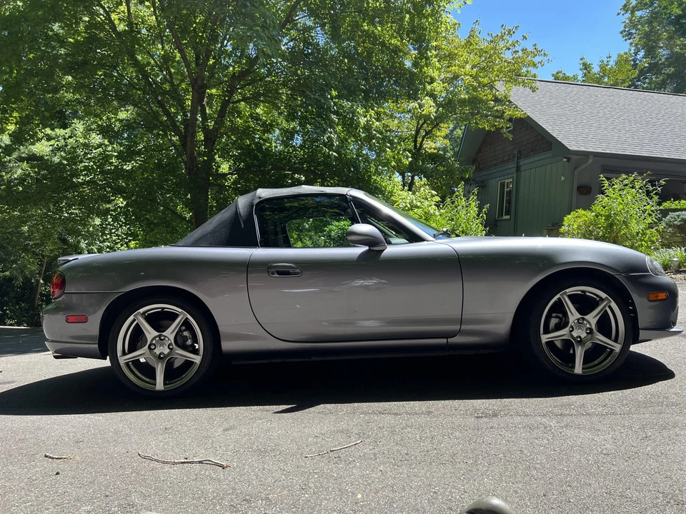 2004 Mazda NB Mazdaspeed MX-5 Miata - Image 8 of 31