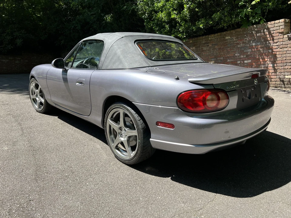 2004 Mazda NB Mazdaspeed MX-5 Miata - Image 11 of 31