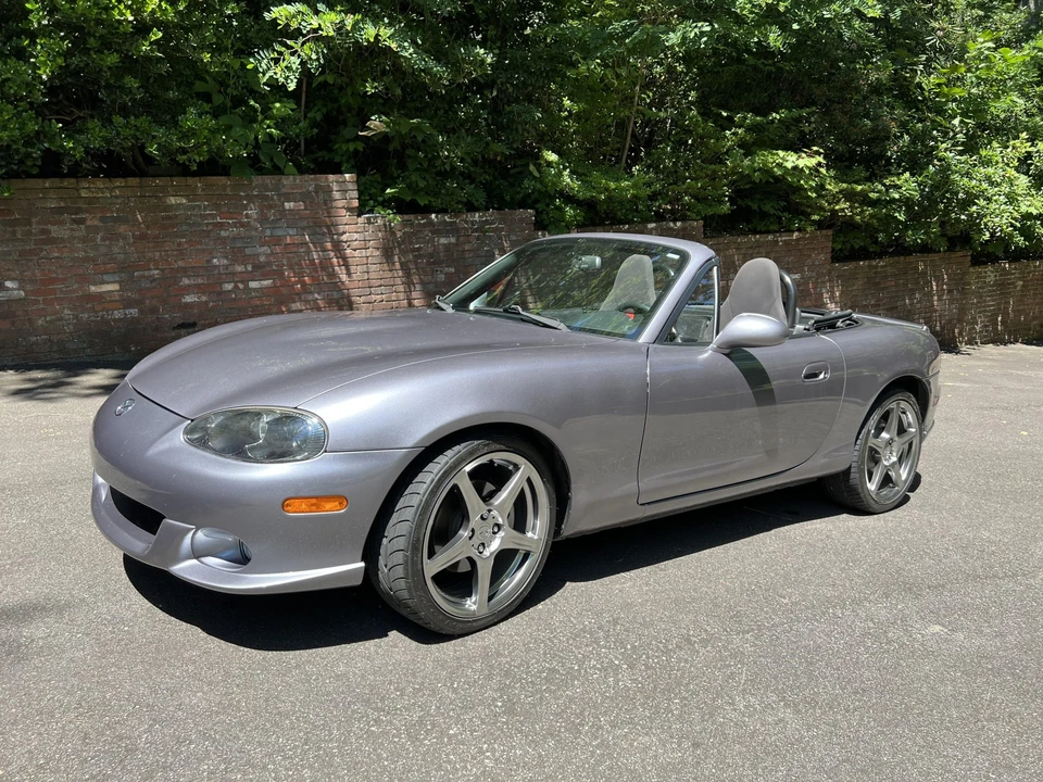 2004 Mazda NB Mazdaspeed MX-5 Miata - Image 2 of 31