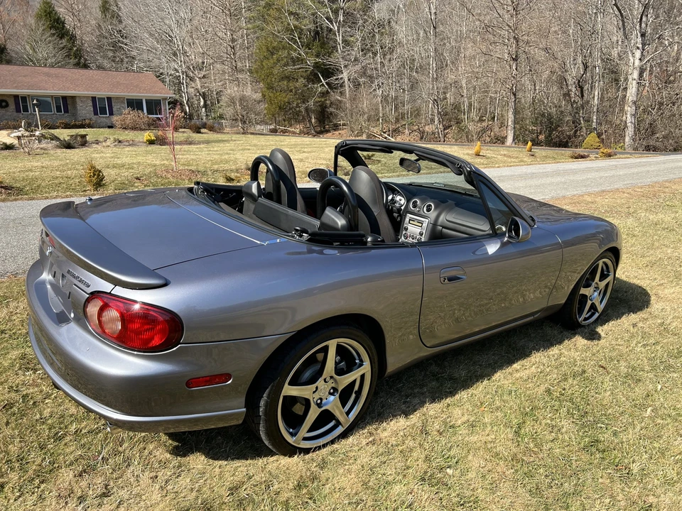 2004 Mazda NB Mazdaspeed MX-5 Miata - Image 17 of 31