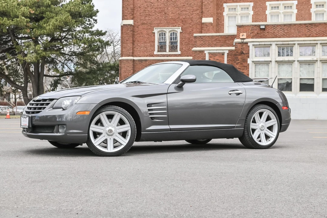2005 Chrysler Crossfire - Image 25 of 31