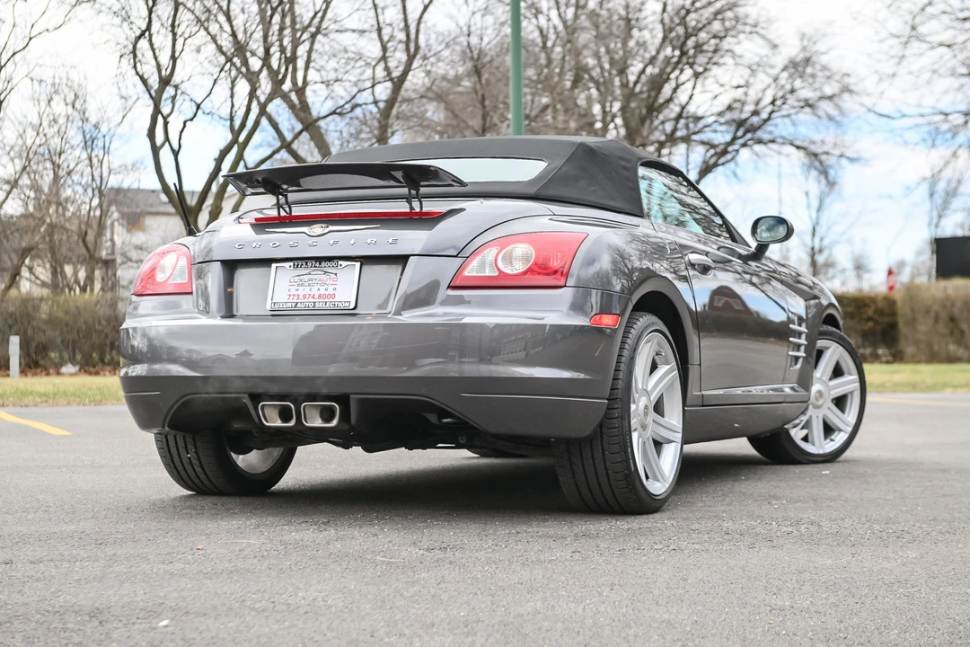 2005 Chrysler Crossfire - Image 29 of 31