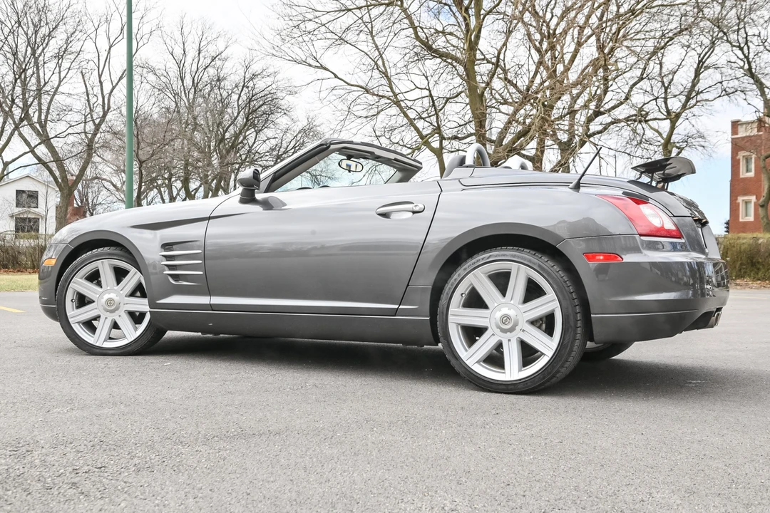 2005 Chrysler Crossfire - Image 23 of 31