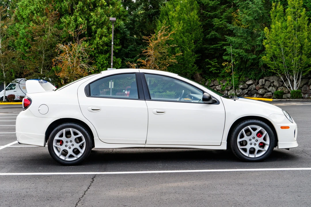 2005 Dodge Neon SRT-4 - Image 4 of 31