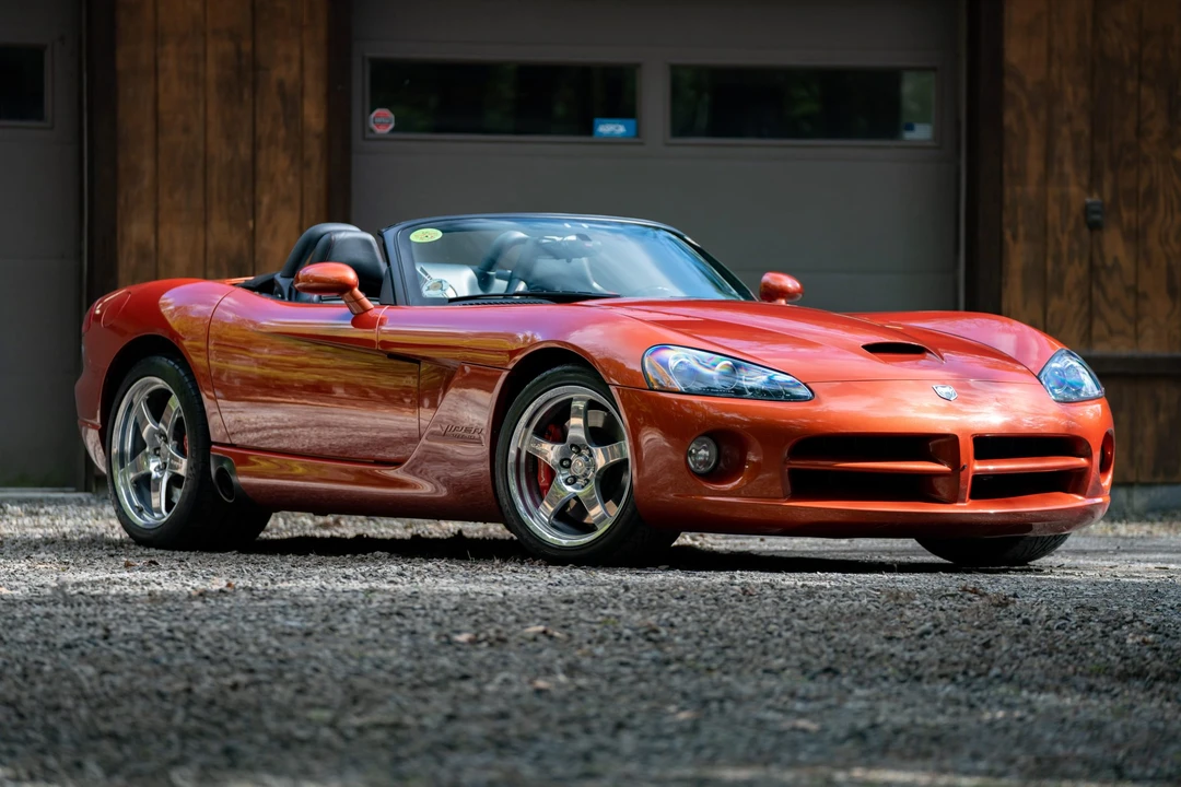 2005 Dodge Viper 3rd Gen - Image 2 of 31