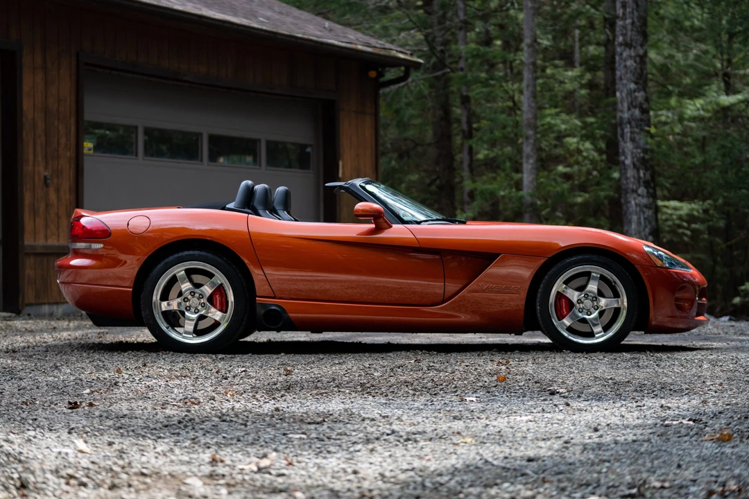 2005 Dodge Viper 3rd Gen - Image 16 of 31