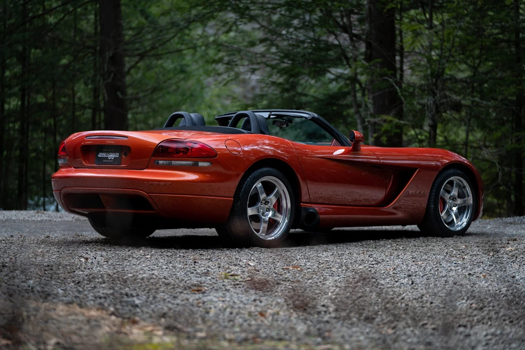 2005 Dodge Viper 3rd Gen - Image 18 of 31
