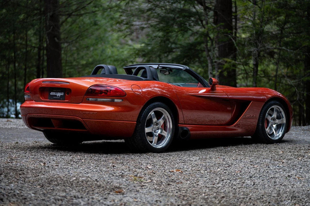 2005 Dodge Viper 3rd Gen - Image 19 of 31