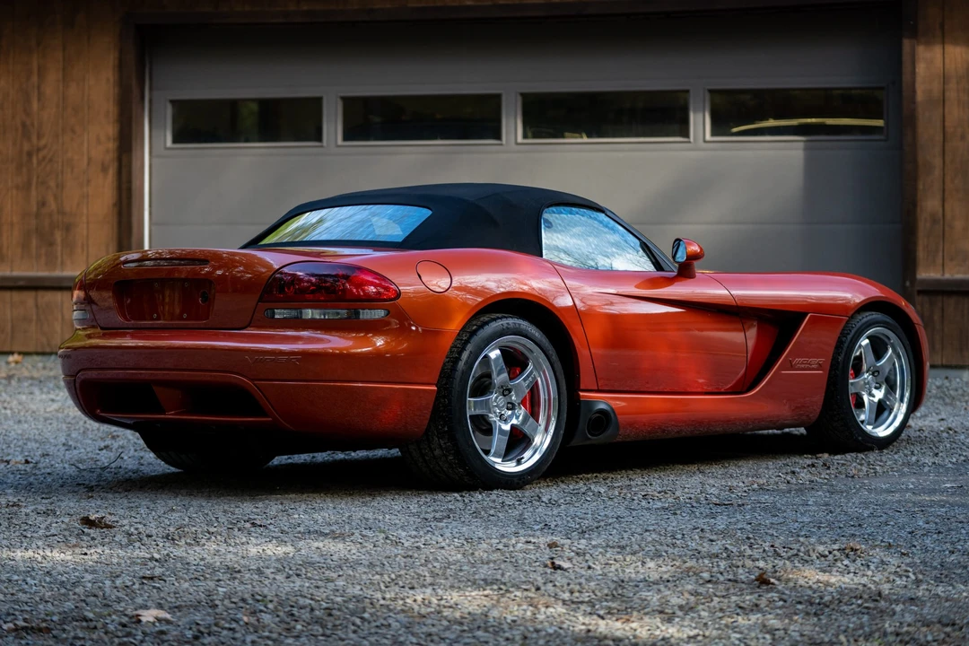 2005 Dodge Viper 3rd Gen - Image 25 of 31