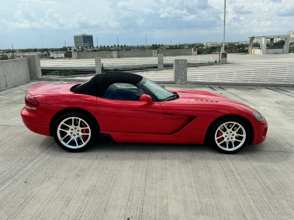 2005 Dodge Viper 3rd Gen - Image 27 of 31