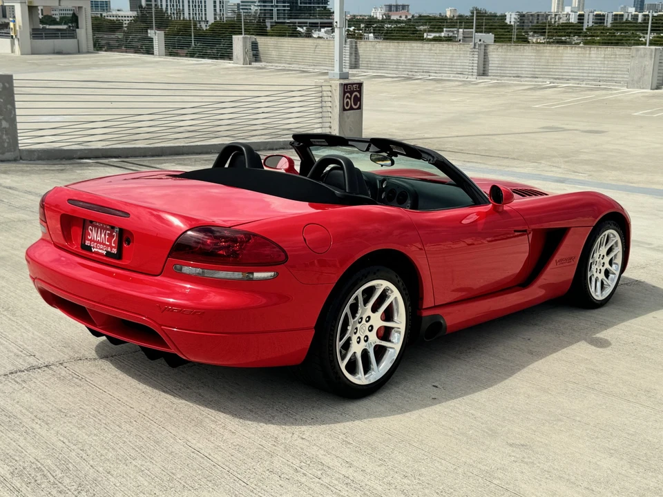 2005 Dodge Viper 3rd Gen - Image 9 of 31
