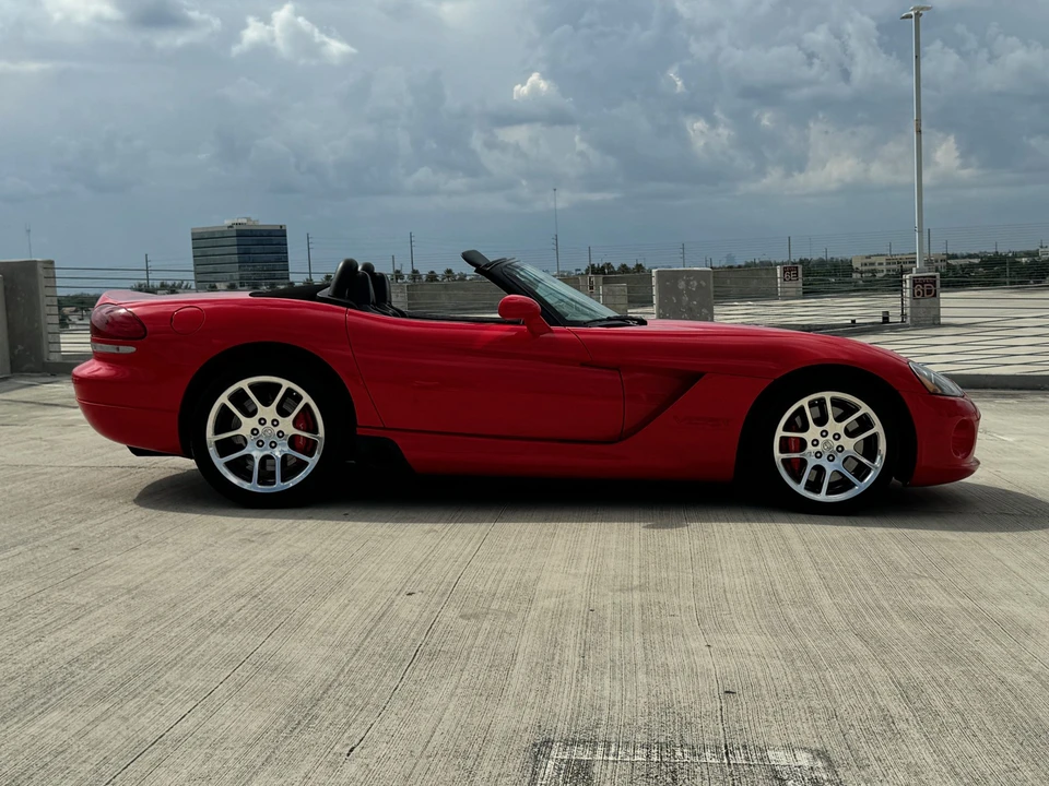 2005 Dodge Viper 3rd Gen - Image 8 of 31