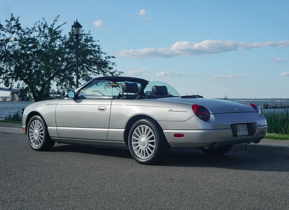 2005 Ford Thunderbird 11th Gen - Image 4 of 6