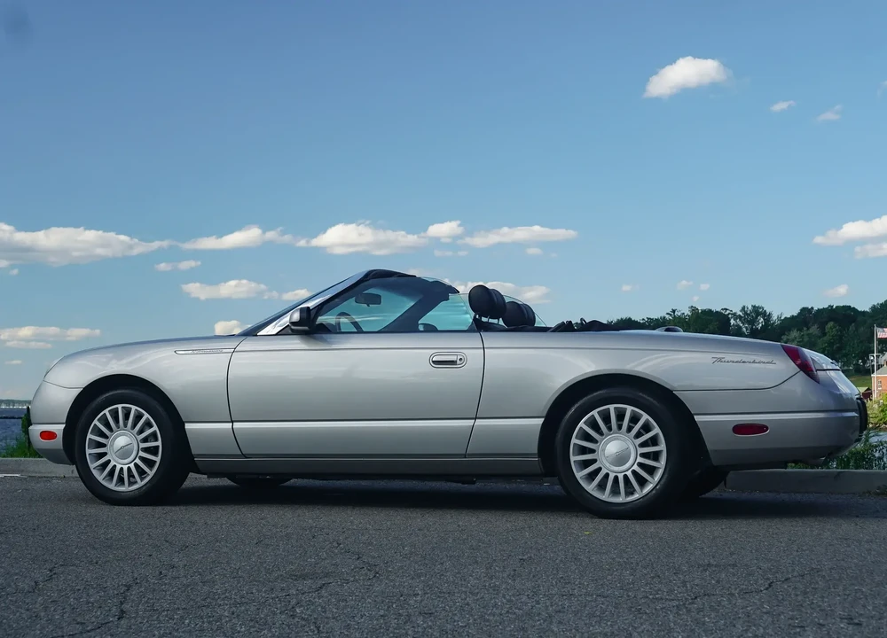 2005 Ford Thunderbird 11th Gen - Image 3 of 6